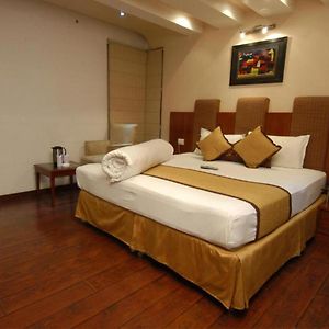 Hotel Palm Do'R Near New Delhi Railway Station